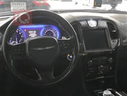 کرایسلەر 300